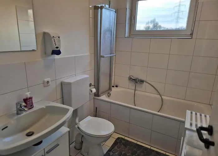 Modern For 6 Guests *